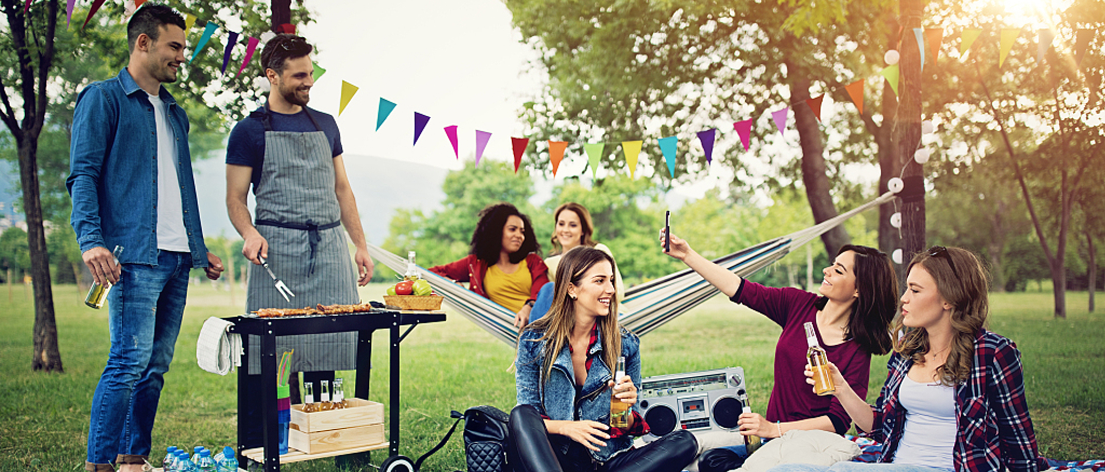 35PCS Griddle Accessories Kit, Flat Top Grill Accessories Set for Blackstone and Camp Chef, Grill Spatula Set with Enlarged Spatulas, Basting Cover, Scraper for Outdoor Barbecue